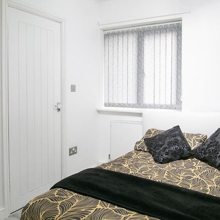 Cheetham Hills Apartments Манчестер Экстерьер фото