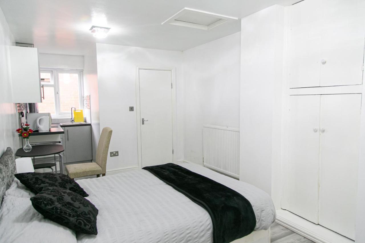 Cheetham Hills Apartments Манчестер Экстерьер фото