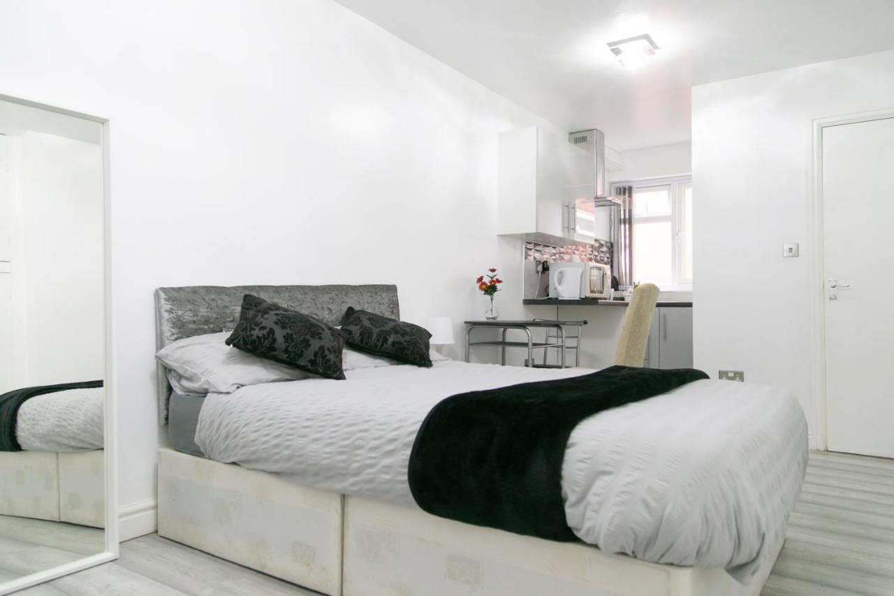 Cheetham Hills Apartments Манчестер Экстерьер фото