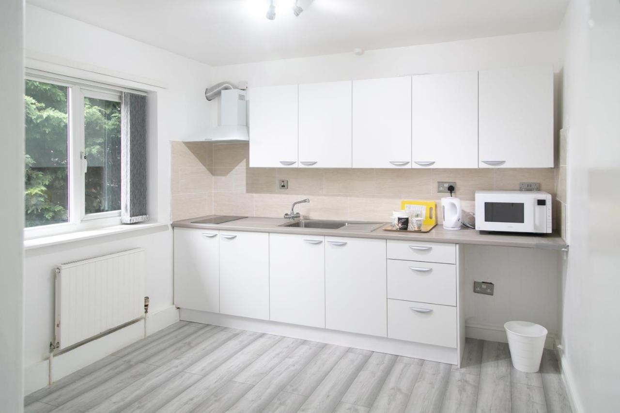 Cheetham Hills Apartments Манчестер Экстерьер фото